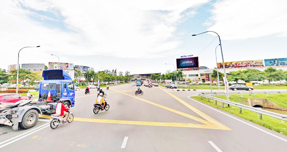 Penang LED Screen Advertising Agency LED Screen at Auto City Perai Penang Malaysia