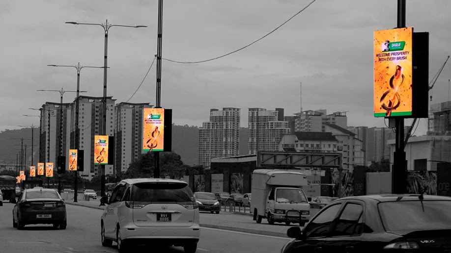 KL Kuala Lumpur Street Lamp Post Digital LED Screen Panel Signage Media Display Advertising
